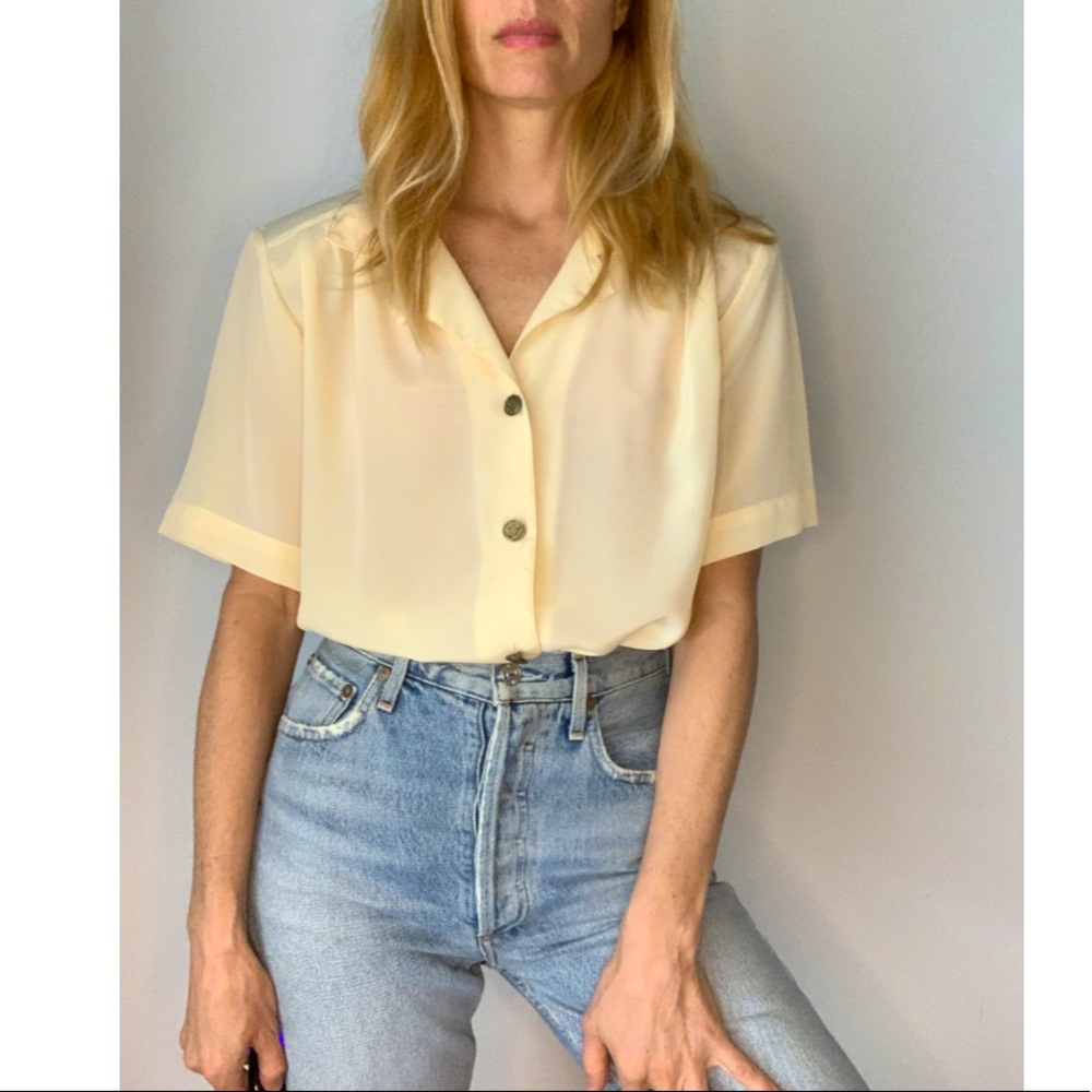 Vintage Pale Yellow Button-Down Pleated Blouse - image 3